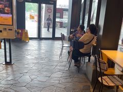 -麦当劳(国家体育场南路店)