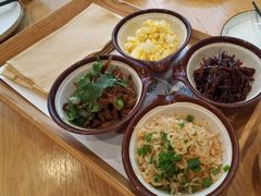 山东粗粮煎饼-山东宾馆·齐鲁苑餐厅