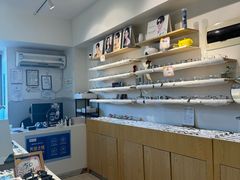 -天空之镜眼镜店蔡司依视路授权店(天通苑店)