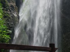 -龙水峡地缝景区