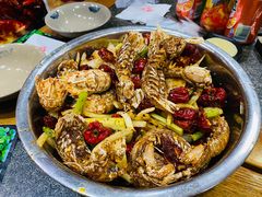 -辣盆盆麻辣小龙虾(哈尔滨总店)