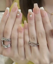 -初心纹眉洗眉·美睫专业店