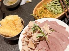-三出山火锅(南京万象天地店)