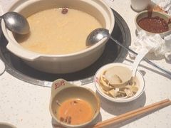 -三人行骨头王火锅(长寿店)