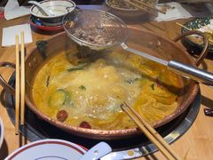 -洱火云南酸菜牛肉火锅(石景山当代商城店)