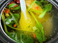 -七的湖·晚芳亭·阳澄湖农家菜·大闸蟹(莲花岛店)