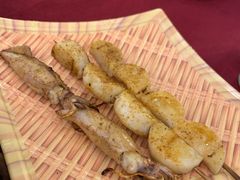 炭烧膏鱿鱼仔-吉源大排档·鱼生·海鲜(烧烤彩印厂店)