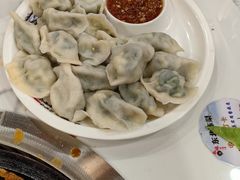 -九妹农家大铁锅东北菜(江湾店)