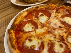 -城市大道红炉披萨烘焙坊