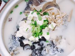 -姜君·千岛湖鱼头馆(浦东大道店)