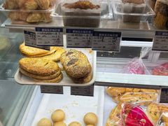 -白玉兰食品(中山公园龙之梦店)