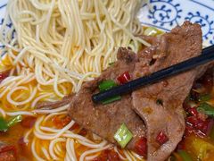 -李与白包子铺(桐梓林店)