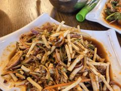 -三文彩虹鳟鱼庄