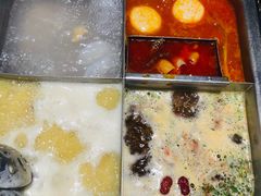 -海底捞火锅鲜切牛肉主题店(长寿路店)