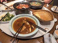 -万重锦·人文川菜馆(骡马市店)