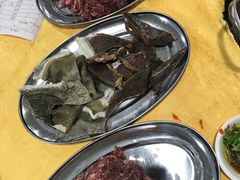 -五洞培记山庄·鲜牛肉火锅