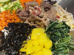 烤牛肉拌饭-梨花牛肉汤饭(仁恒伊势丹店)