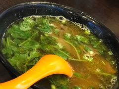 牛肉粉丝汤-大龙汤包