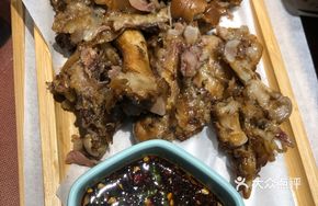 Earth Oven Roasted Pig Trotters