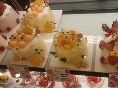 -花花卷卷·鲜食蛋糕(泉屋店)