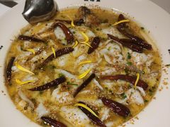 -渔语鱼新川菜Bistro(万象天地店)