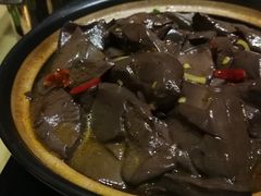 鸭血韭菜煲-龙泉人椰子鸡.糟粕醋.海南菜(三亚旗舰店)