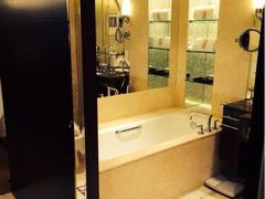 -上海波特曼丽思卡尔顿酒店