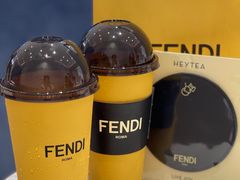 -喜茶(北京华贸购物中心店)
