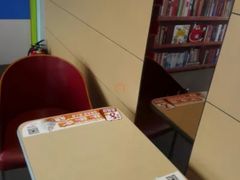 -麦当劳(展览路店)