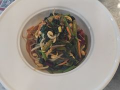 -汗腾格里·风味餐厅(新疆驻京办店)