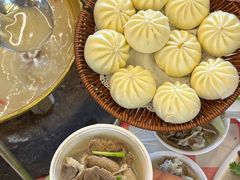 -江湖亮亮蒸虾大排档烤全羊清真(武汉总店)