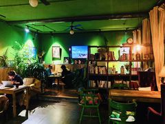 -出走咖啡·面包(宋庄店)