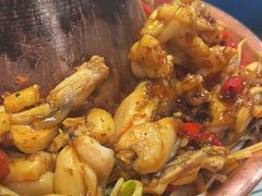 -超越炭火牛蛙火锅鸡(河东店)