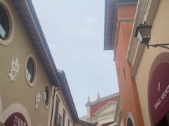 -佛罗伦萨小镇广佛名品奥特莱斯(疏港路店)