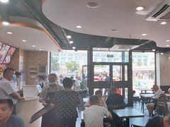 -李先生牛肉面大王(北京站售票厅餐厅)