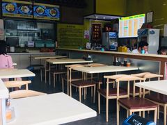 大堂-龙记桂林米粉(财满街店)