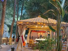 -二荆条·蜀鲜汇城市森林火锅