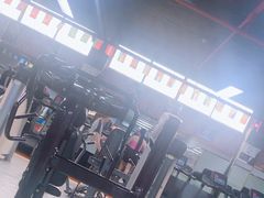 -星动力健身俱乐部(新塘店)