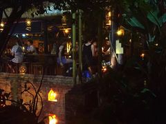 -乌托邦酒吧和餐厅