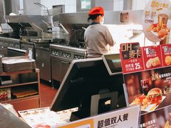 -麦当劳(十字街店)