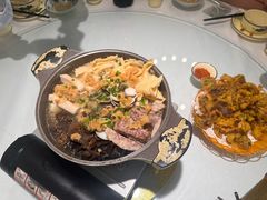 -刘姐啤酒鱼民族演艺餐厅(西街总店)