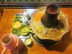 -嘎咓讓咘藏餐厅(团结新村店)