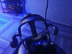 -VR 间客漫·PS电玩·虚拟现实包间游戏电竞(街道口店)