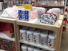 -名创优品(天河区正佳广场二店)