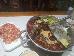 -乡土黄·鲜牛肉火锅·小龙虾(兴业街店)