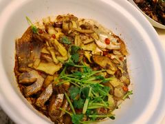 -蔼若春.传承三十年云南菜(金碧公园店)