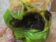 豆沙青团-许阿姨糕团店(南京总店)