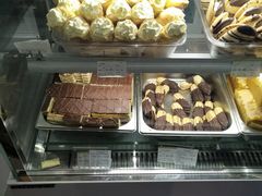 -哈氏·上海哈尔滨食品厂(五角场万达广场店)