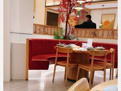 -蜜桃餐厅·伴山(海岸城店)