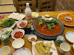 -喇喇排骨火锅·传统韩式脊骨汤(望京西园总店)